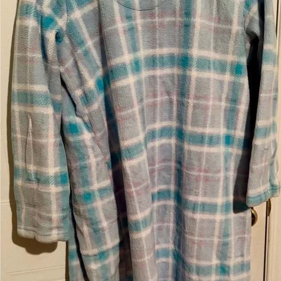 Plaid Fleece Robe - Picture 2 of 2